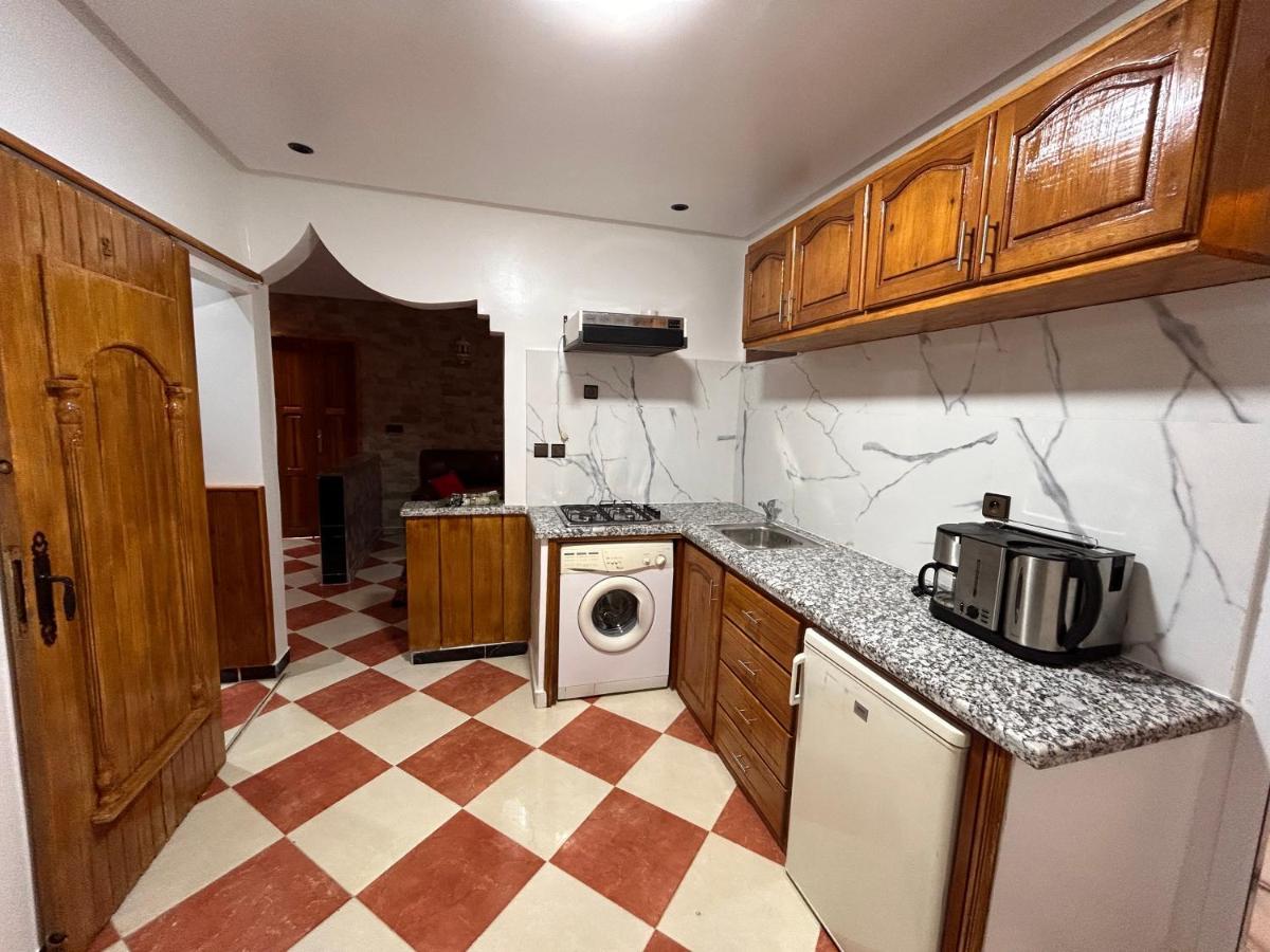 אזרו Salam Appartement Climatise Hiver Et Ete מראה חיצוני תמונה