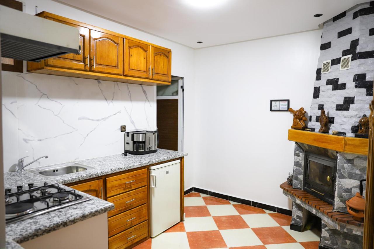 אזרו Salam Appartement Climatise Hiver Et Ete מראה חיצוני תמונה